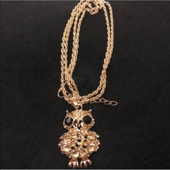 Owl Necklace - Picture 4 of 7